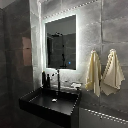 Key View Apartment *